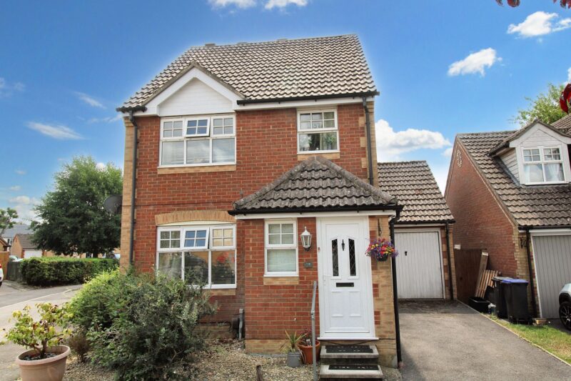 Kickdom Close, Amesbury, SP4