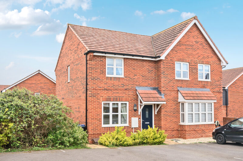 Newbury Drive, Amesbury, SP4