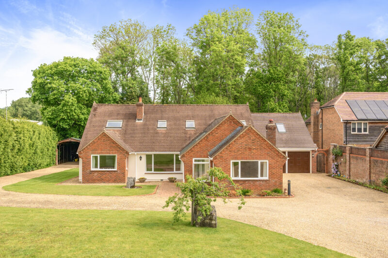 Main Road, Sandleheath, SP6