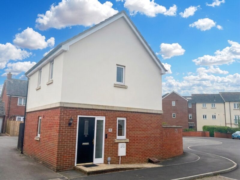 Lanfranc Close, Old Sarum, SP4