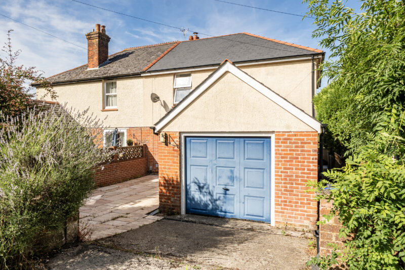 Devizes Road, Salisbury, SP2