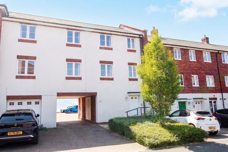 Wagstaff Way, Salisbury, SP2